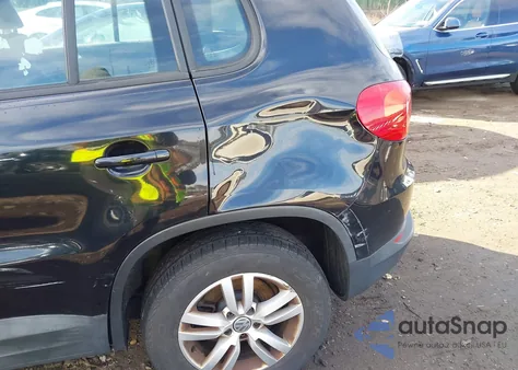 2015 Volkswagen Tiguan S from USA, damaged, VIN WVGAV7AX2FW593453